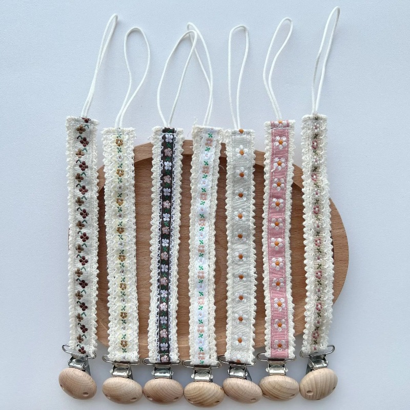 Prendedor de Chupeta de Renda  - Baby Pacifier Clip avaliação e preço